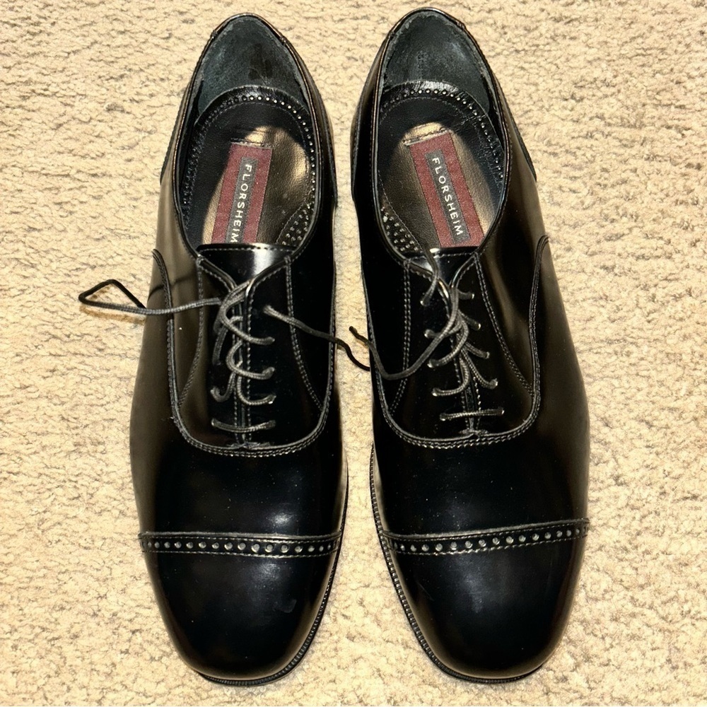 Florsheim Shoes, men’s size 9